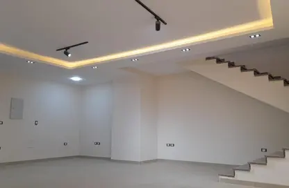 دوبلكس - 3 غرف نوم - 3 حمامات للايجار في اللوتس الشمالي - حى اللوتس - مدينة القاهرة الجديدة - القاهرة