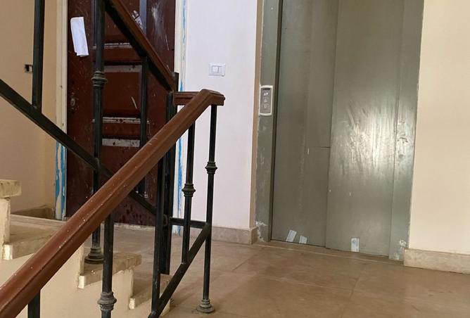 8369121 - Property Image 2