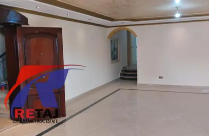 شقة - 3 غرف نوم - 2 حمامات للايجار في شارع مكرم عبيد - المنطقة السادسة - مدينة نصر - القاهرة