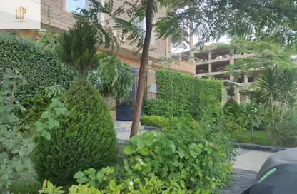 Roof - 2 Bedrooms - 2 Bathrooms for sale in North Lotus - El Lotus - New Cairo City - Cairo