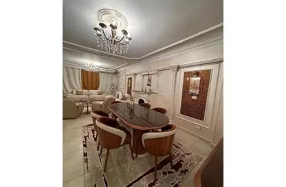 Apartment - 3 Bedrooms - 2 Bathrooms for sale in Samir Abdel Raouf St. - 8th Zone - Nasr City - Cairo