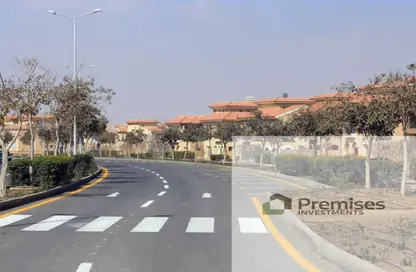Townhouse - 3 Bedrooms - 4 Bathrooms for sale in The Residences - Hyde Park - New Cairo City - Cairo