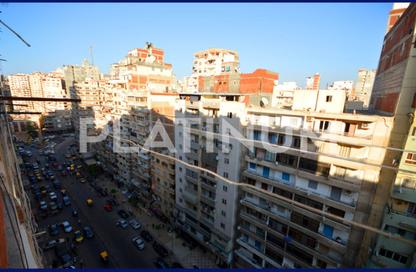Apartment - 2 Bedrooms - 1 Bathroom for sale in Mahmoud Al Essawy St. - Miami - Hay Awal El Montazah - Alexandria