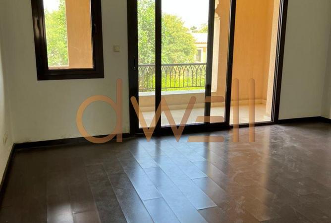 8413594 - Property Image 2