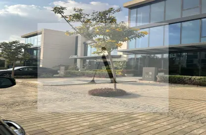 بناية كاملة - استوديو - 3 حمامات للبيع في هارت وورك - التجمع الخامس - مدينة القاهرة الجديدة - القاهرة