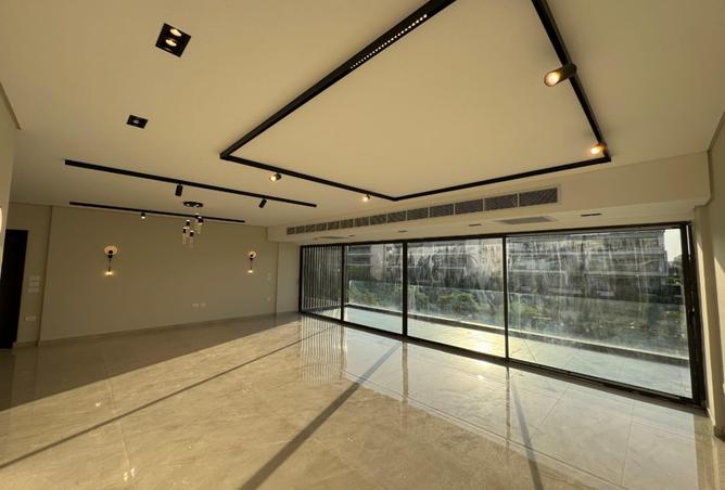 7986153 - Property Main Image
