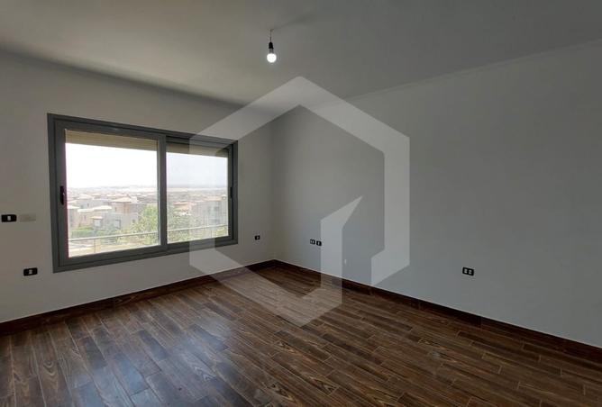 8188069 - Property Image 3