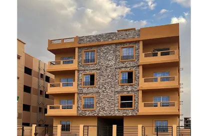 Apartment - 3 Bedrooms - 3 Bathrooms for sale in Bait Alwatan - The 5th Settlement - New Cairo City - Cairo