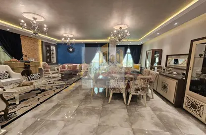 Apartment - 3 Bedrooms - 2 Bathrooms for sale in American University Housing District - 5th Settlement Compounds - The 5th Settlement - New Cairo City - Cairo