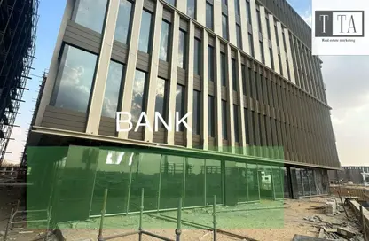 Whole Building - Studio - 6 Bathrooms for sale in Bank Center Street - South Teseen St. - The 5th Settlement - New Cairo City - Cairo