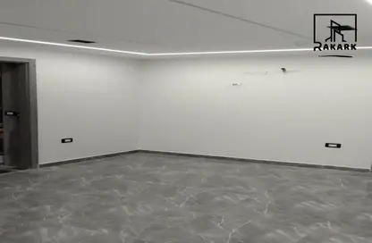 مساحات مكتبية - استوديو - 1 حمام للايجار في شارع طه حسين - النزهه الجديدة - النزهة - القاهرة