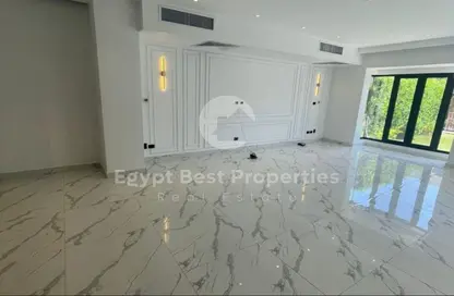Townhouse - 5 Bedrooms - 4 Bathrooms for rent in Beverly Hills Road - 17th District - Sheikh Zayed City - Giza