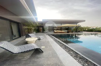Villa - 5 Bedrooms - 3 Bathrooms for sale in New Giza - Cairo Alexandria Desert Road - 6 October City - Giza