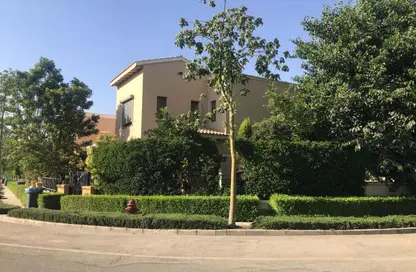 Villa - 3 Bedrooms - 4 Bathrooms for sale in Mivida - 5th Settlement Compounds - The 5th Settlement - New Cairo City - Cairo