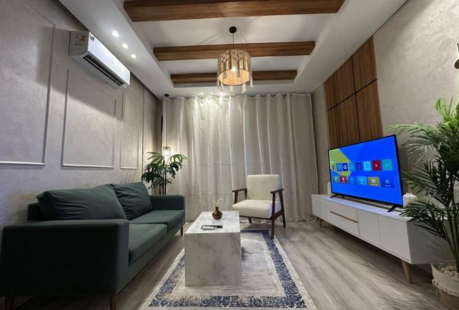 8093120 - Property Image 2