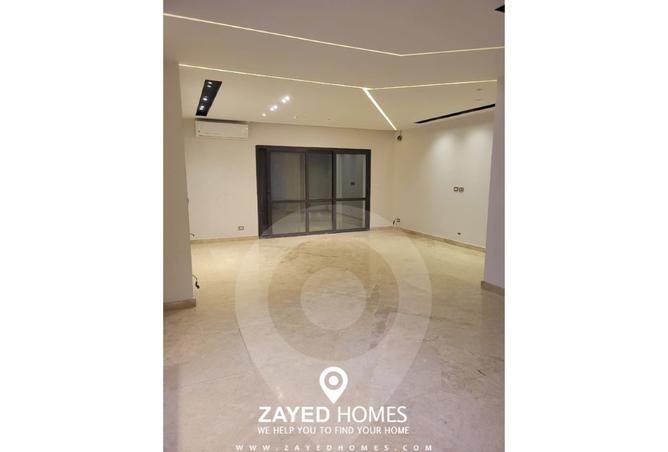 8121694 - Property Image 2