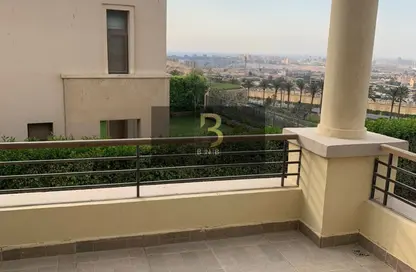 فيلا - 4 غرف نوم - 4 حمامات للايجار في ترينسيا - اب تاون كايرو - المقطم - القاهرة
