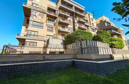 Apartment - 3 Bedrooms - 3 Bathrooms for sale in Madinaty - Cairo