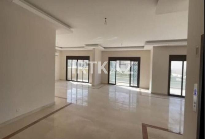 8218888 - Property Image 2