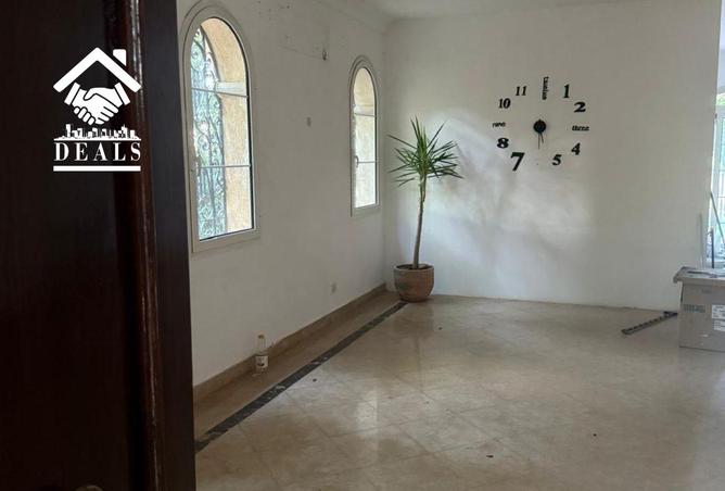 8236409 - Property Image 2