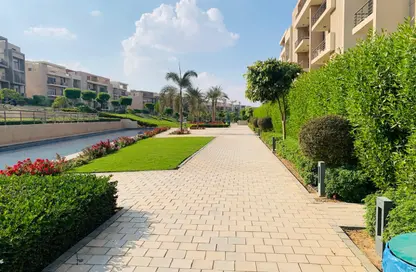 (بنتهاوس  (روف - 3 غرف نوم - 3 حمامات للبيع في مون ريزيدنس - فيفث سكوير - التجمع الخامس - مدينة القاهرة الجديدة - القاهرة