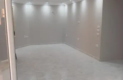 Apartment - 3 Bedrooms - 2 Bathrooms for rent in Nabil Al Wakkad St. - Ard El Golf - Heliopolis - Masr El Gedida - Cairo