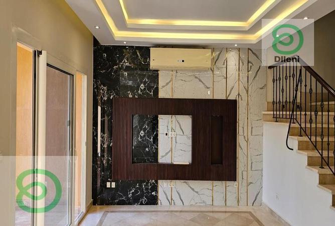 8258054 - Property Image 2