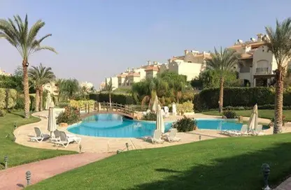 منزل مزدوج - 4 غرف نوم - 5 حمامات للبيع في الباتيو 5 ايست - الباتيو - كمبوندات الشروق - مدينة الشروق - القاهرة