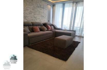 Apartment - 2 Bedrooms - 1 Bathroom for rent in Zahraa Al Maadi St. - Degla - Hay El Maadi - Cairo