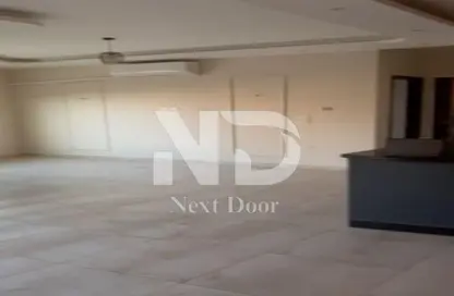 شقة - 2 غرف نوم - 1 حمام للايجار في شارع عمر بن عبد العزيز - الحي الاول - التجمع الخامس - مدينة القاهرة الجديدة - القاهرة