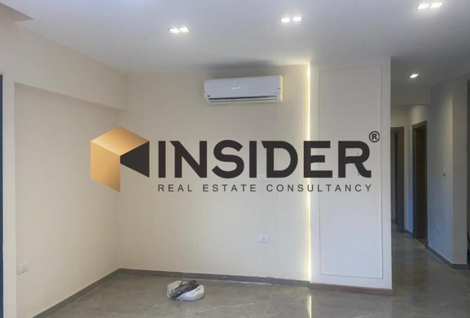 8473003 - Property Image 2