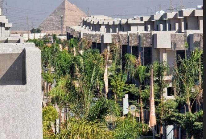 8176673 - Property Image 2