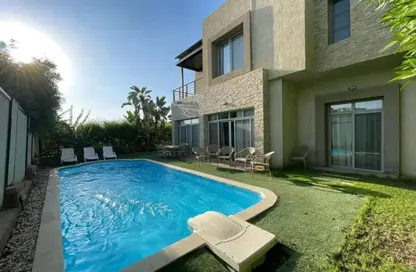 فيلا - 4 غرف نوم - 4 حمامات للبيع في ليك ويست 4 - كمبوندات الشيخ زايد - الشيخ زايد - الجيزة