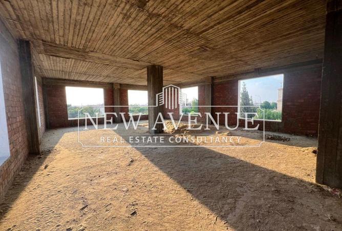 8046261 - Property Image 2