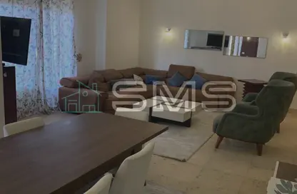 شقة - 2 غرف نوم - 2 حمامات للايجار في ذا فيلدج - المستثمرين الجنوبية - مدينة القاهرة الجديدة - القاهرة
