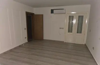 Office Space - Studio - 2 Bathrooms for rent in Zahraa El Maadi - Hay El Maadi - Cairo