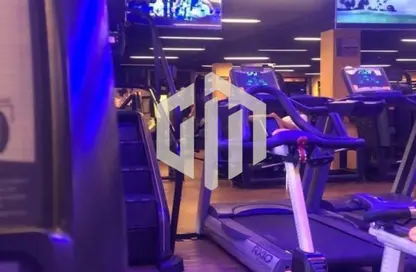 محل تجاري - استوديو - 2 حمامات للايجار في شارع التسعين الجنوبي - التجمع الخامس - مدينة القاهرة الجديدة - القاهرة