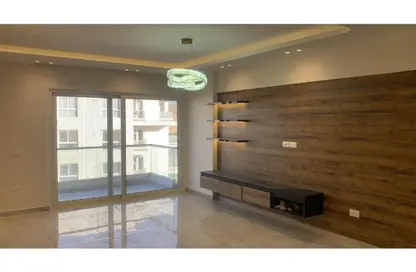 Apartment - 3 Bedrooms - 2 Bathrooms for rent in Mountain View iCity - 5th Settlement Compounds - The 5th Settlement - New Cairo City - Cairo
