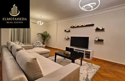 Apartment - 2 Bedrooms - 2 Bathrooms for rent in Degla Square - Degla - Hay El Maadi - Cairo