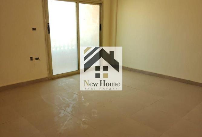 8122060 - Property Image 2