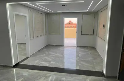 شقة - 4 غرف نوم - 2 حمامات للبيع في شارع الهرم - مشعل - الهرم - حي الهرم - الجيزة