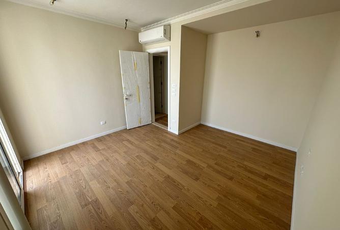 8067074 - Property Image 3