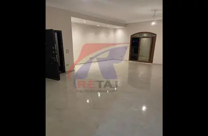 Apartment - 3 Bedrooms - 2 Bathrooms for rent in Area D - Ganoob El Acadimia - New Cairo City - Cairo