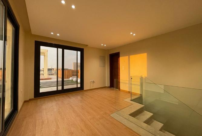 8089647 - Property Image 2