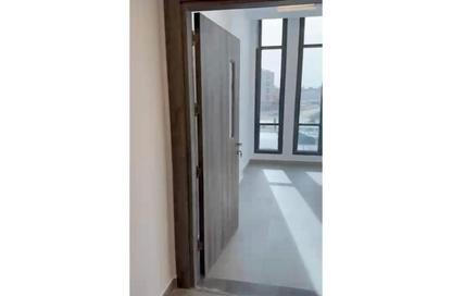 عيادة - استوديو - 2 حمامات للايجار في مدينة الرعاية الصحية - شارع التسعين - التجمع الخامس - مدينة القاهرة الجديدة - القاهرة