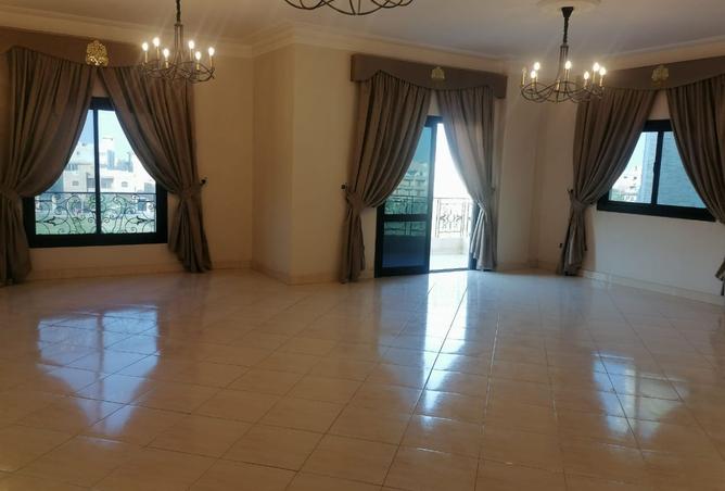 8378335 - Property Image 2