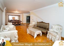 Apartment - 4 bedrooms - 3 bathrooms for للبيع in Mahatet Sheds St. - Janaklees - Hay Sharq - Alexandria