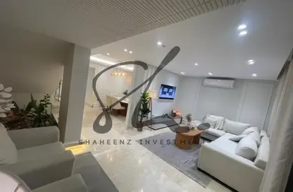 Villa - 3 Bedrooms - 3 Bathrooms for rent in Mountain View Hyde Park - 5th Settlement Compounds - The 5th Settlement - New Cairo City - Cairo