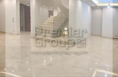 فيلا - 5 غرف نوم - 3 حمامات للايجار في كايرو فيستيفال سيتى - المستثمرين الشمالية - مدينة القاهرة الجديدة - القاهرة