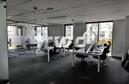Office Space - Studio - 2 Bathrooms for rent in Hyde Park Business District Mall - South Teseen St. - The 5th Settlement - New Cairo City - Cairo